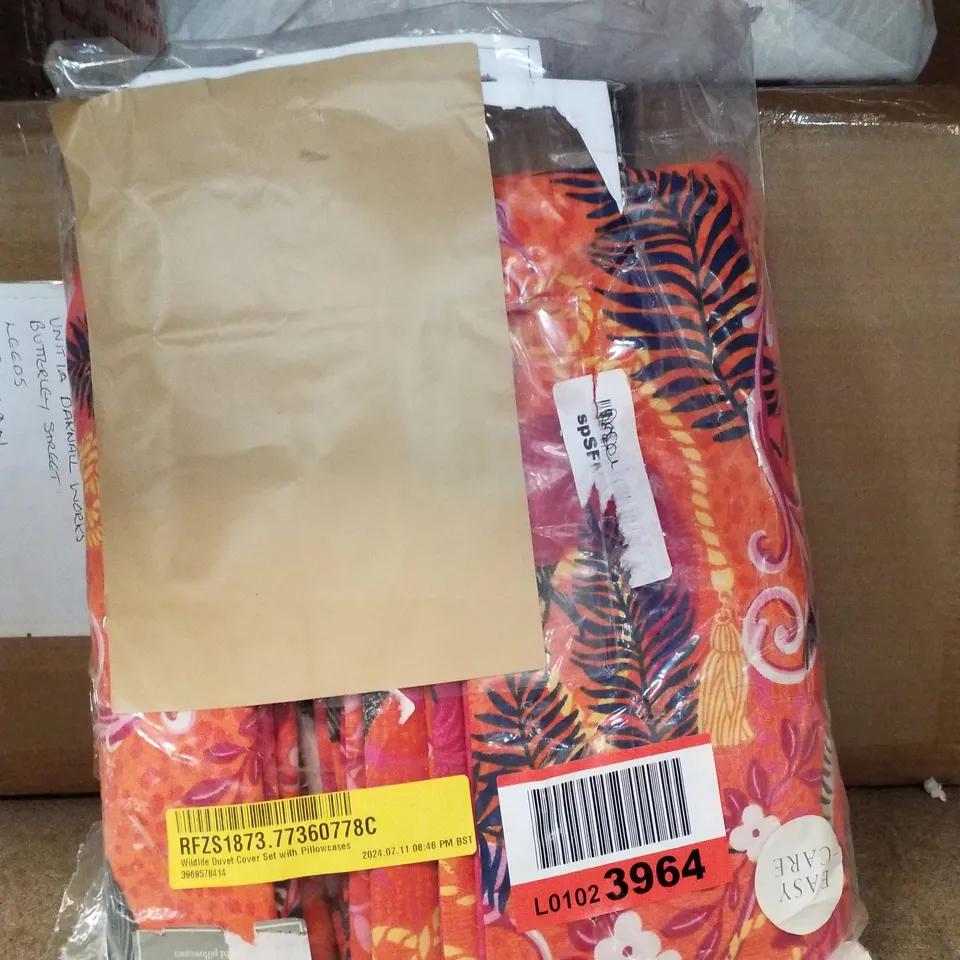 WILDLIFE DUVET COVER SET WITH PILLOWCASES