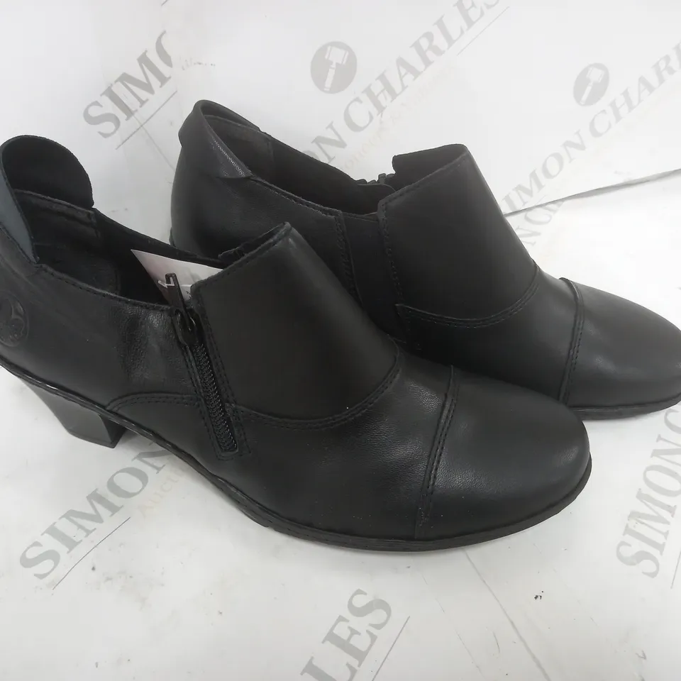 RIEKER SHOE BOOT BLACK SIZE 6