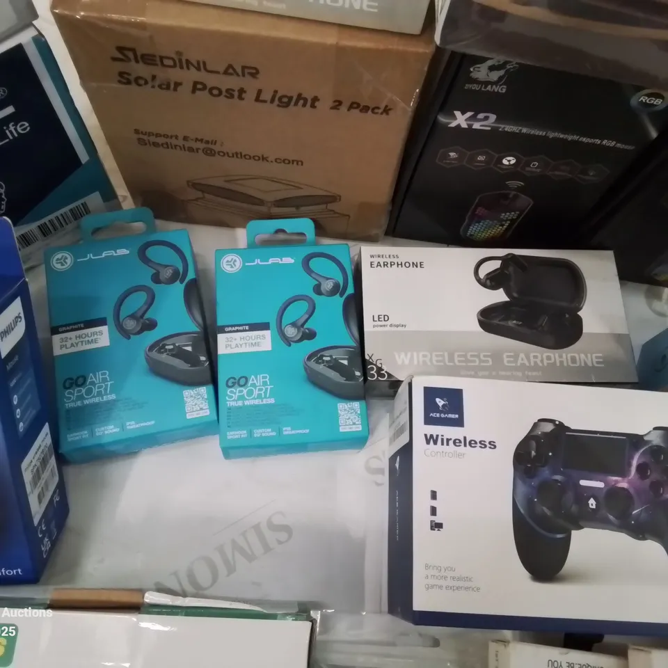 BOX CONTAINING LARGE AMOUNT OF BOXED ELECTRICAL ITEMS TO INCLUDE: SOME HEADPHONES, TONER CARTRIDGES, WIRELESS GAMING CONTROLLER, EARPHONES, LED WAX CANDLE LIGHTS, PHONE CASES ETC.