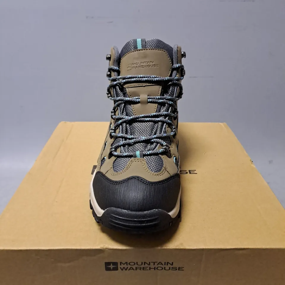 BOXED MOUNTAIN WAREHOUSE ADVENTURER WOMENS WATERPROOF WALKING BOOT - UK 9 