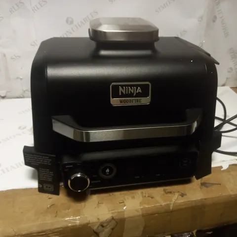 NINJA WOODFIRE ELECTRIC BBQ GRILL & SMOKER WITH AIR FRY FUNCTION OG701UKQ