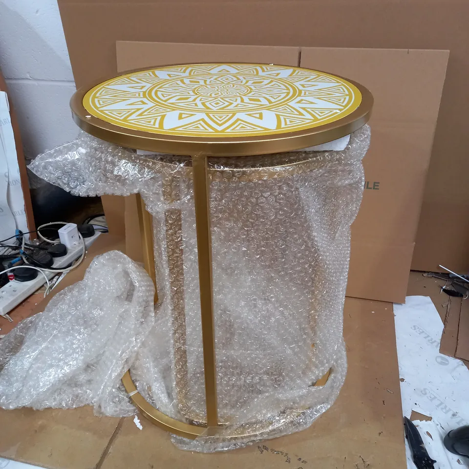 GARDEN REFLECTIONS MANDALA NESTING TABLE STANDS
