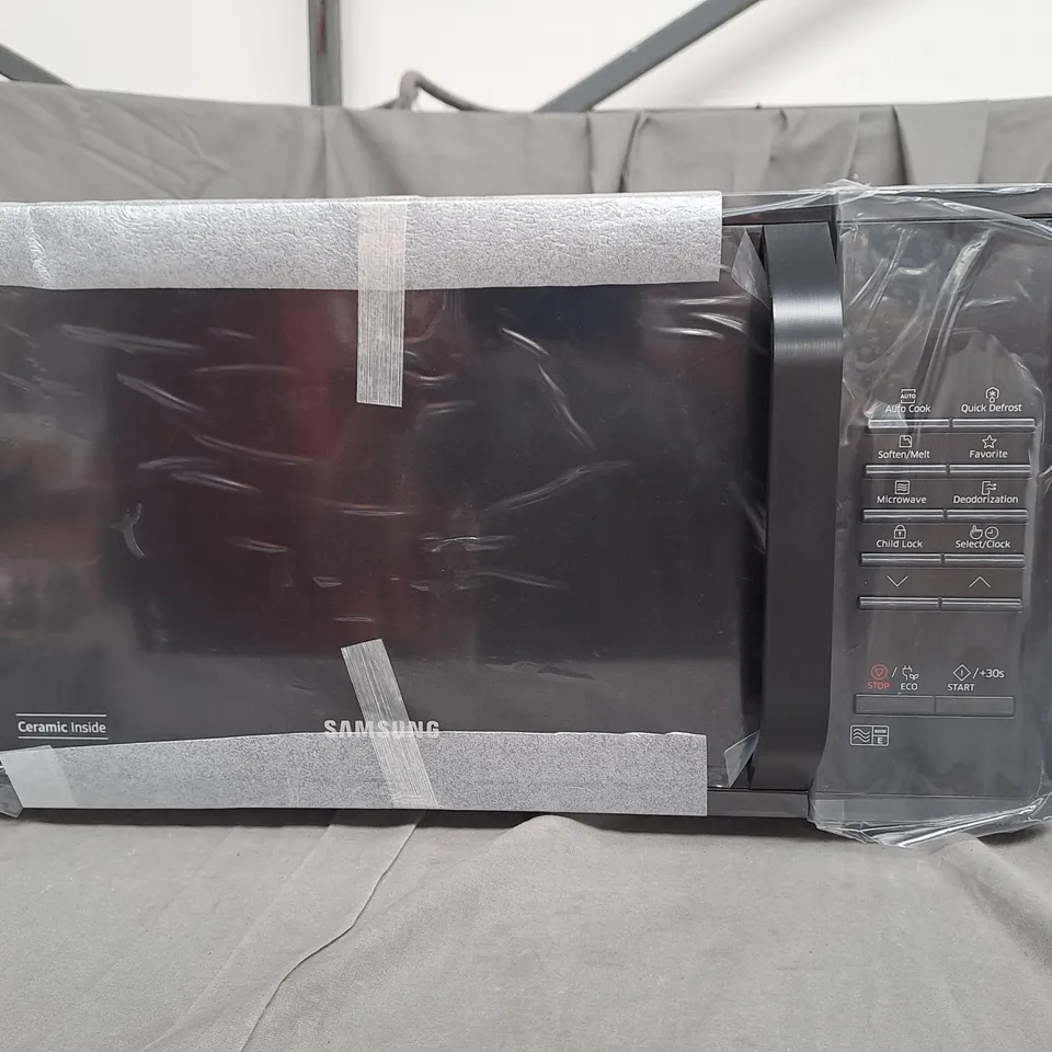 BOXED SAMSUNG MS23K3513AK/EU SOLO 23L MICRCOWAVE OVEN RRP £139.99