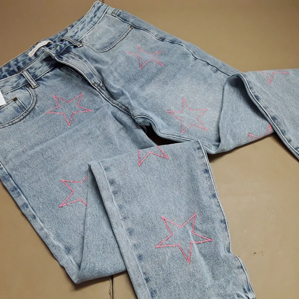 GUSSY AND LOU STAR THEMED JEANS - 3