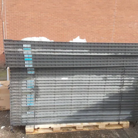 PALLET CONTAINING A LARGE QUANTITY OF SOLAR PANELS 
