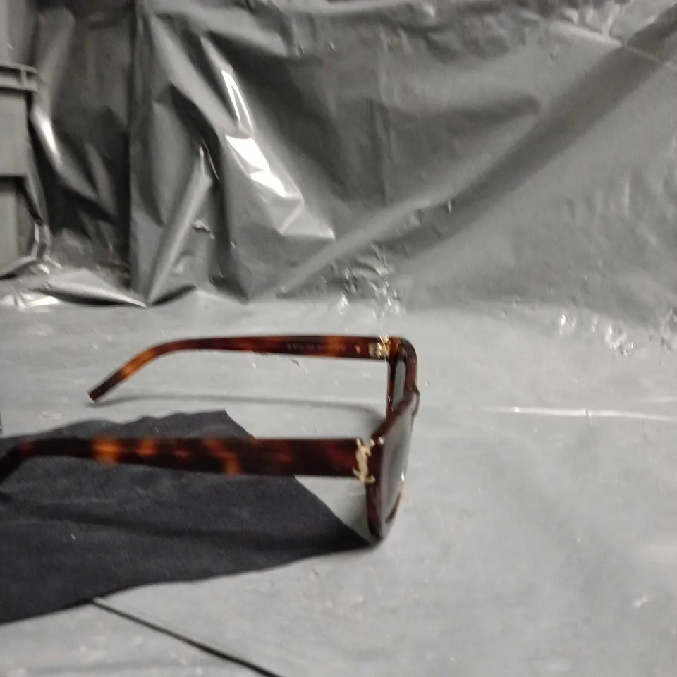 SAINT LAURENT PARIS SUNGLASSES – TORTOISHELL ACETATE