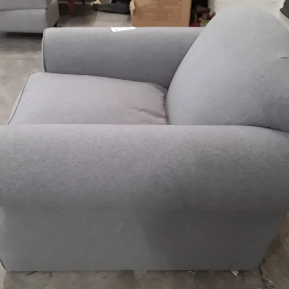 QUALITY DESIGNER CHILMARK ARMCHAIR - FOG FABRIC