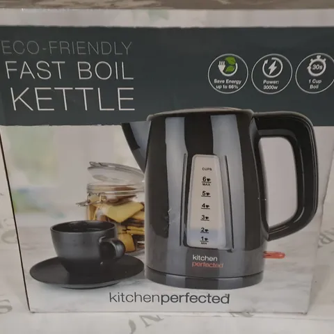 BOXED KITCHEN PERFECT FAST BOIL KETTLE