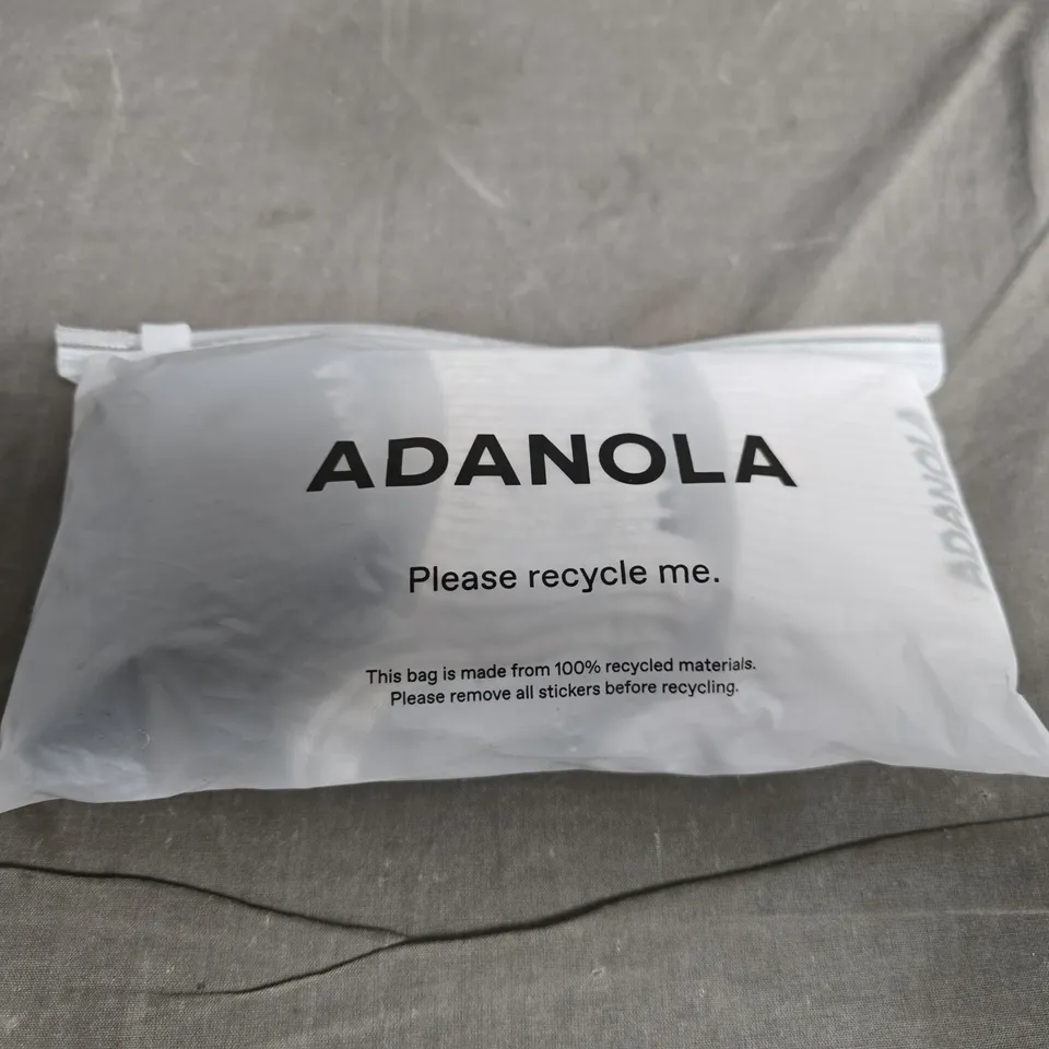 ADANOLA SOCKS - X3