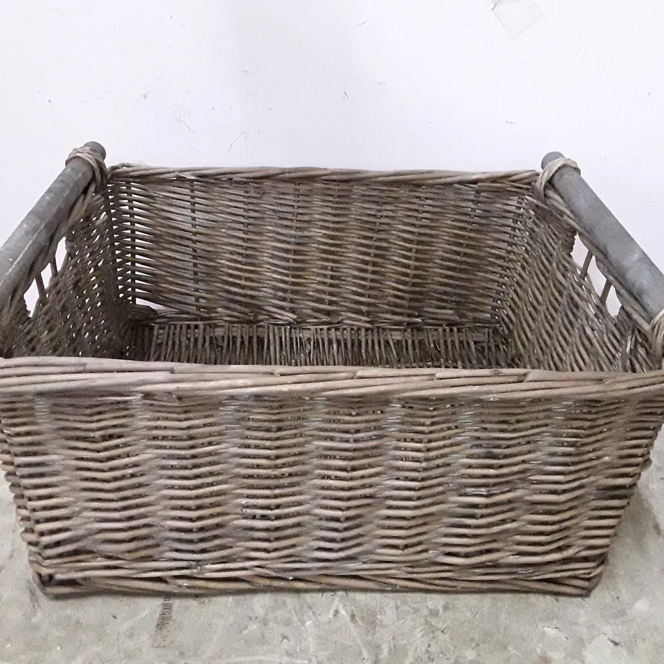 BOXED WICKER BASKET