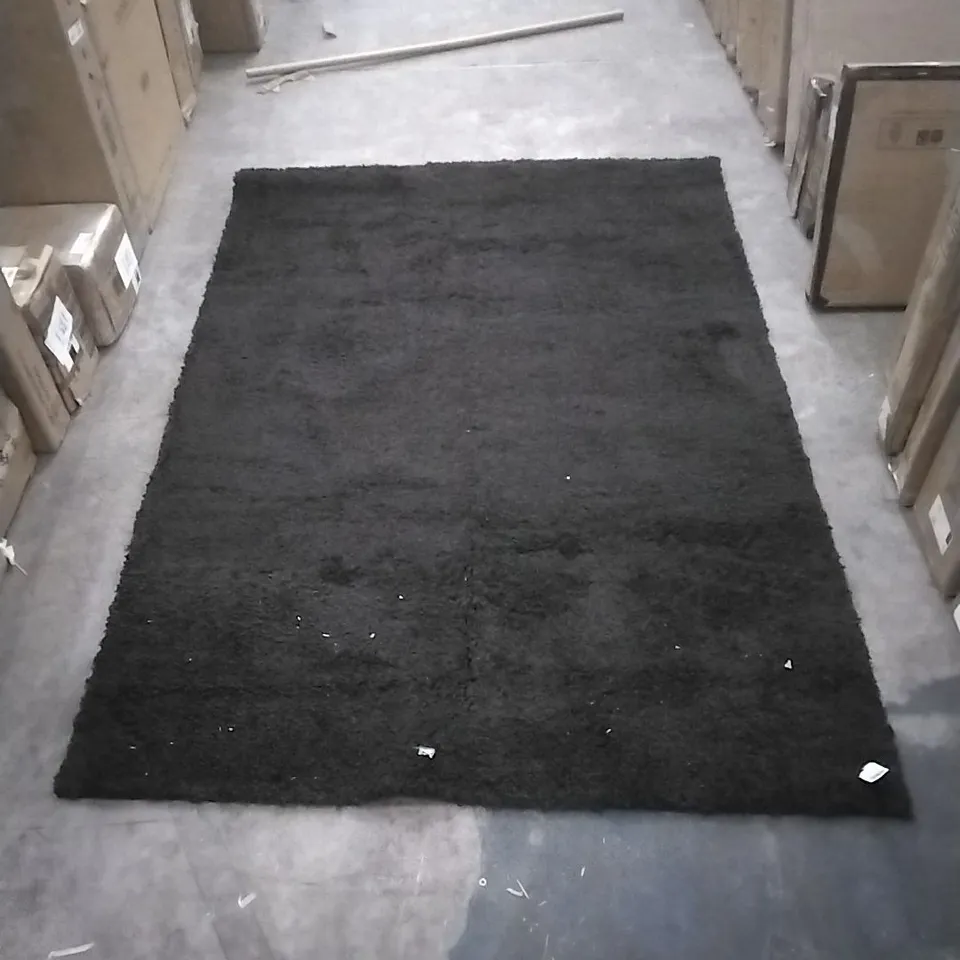 HABITAT COSY BLACK SHAGGY RUG - 160X230CM