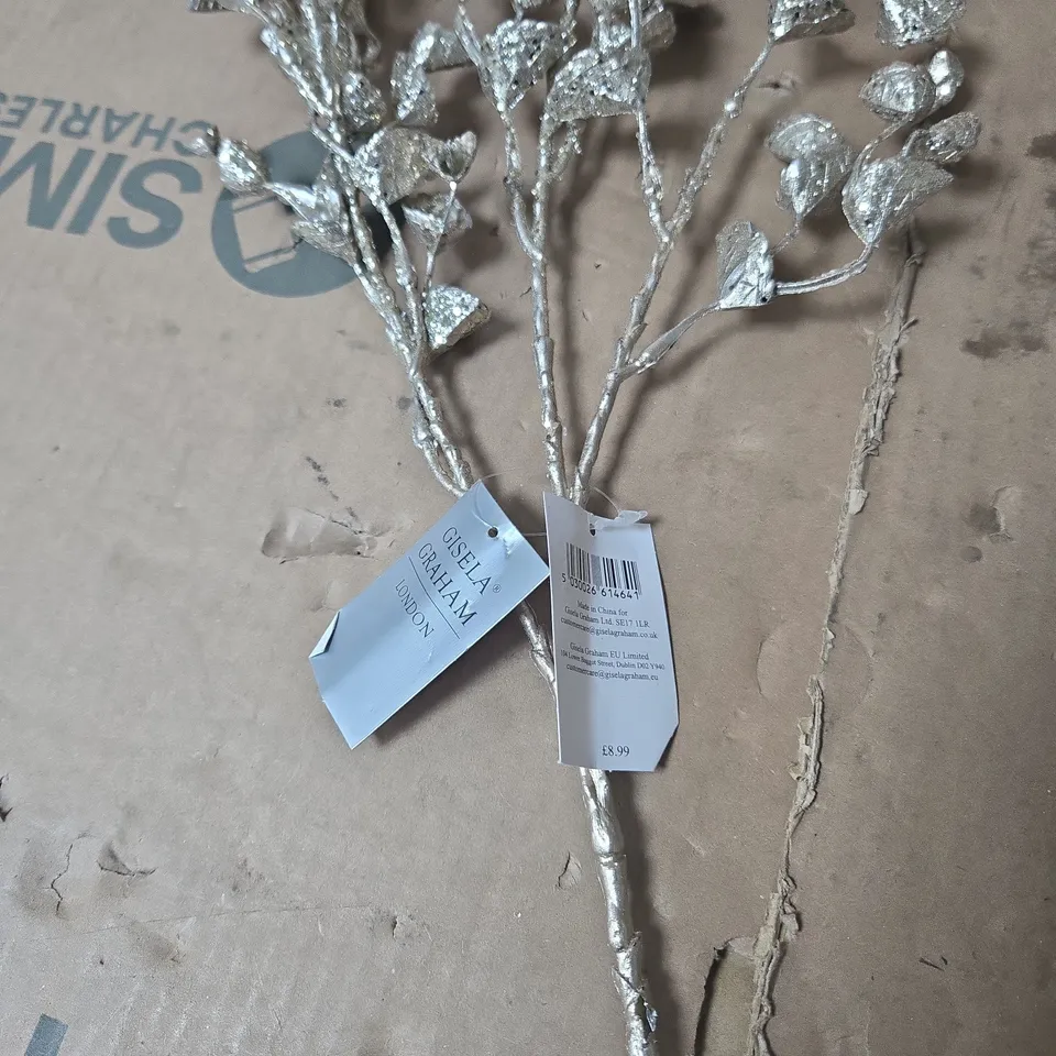 2 X BOX OF APPROXIMATELY 11 X GISELA GRAHAM SILVER FLOWER DECORATIONS
