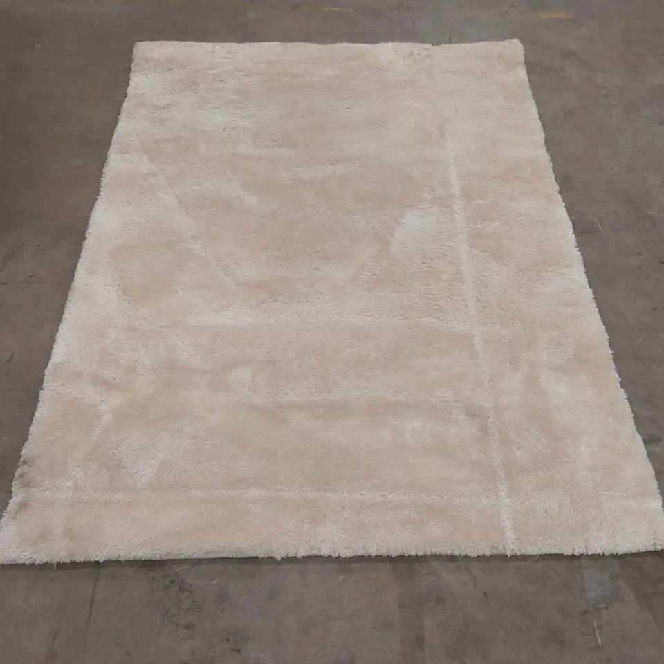 QUALITY DESIGNER AREA RUG - APPROXIMATELY 170 x 120cm