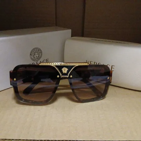 VERSACE TORTOISESHELL SUNGLASSES WITH GOLD EMBLEM ON TEMPLE – BOXED 