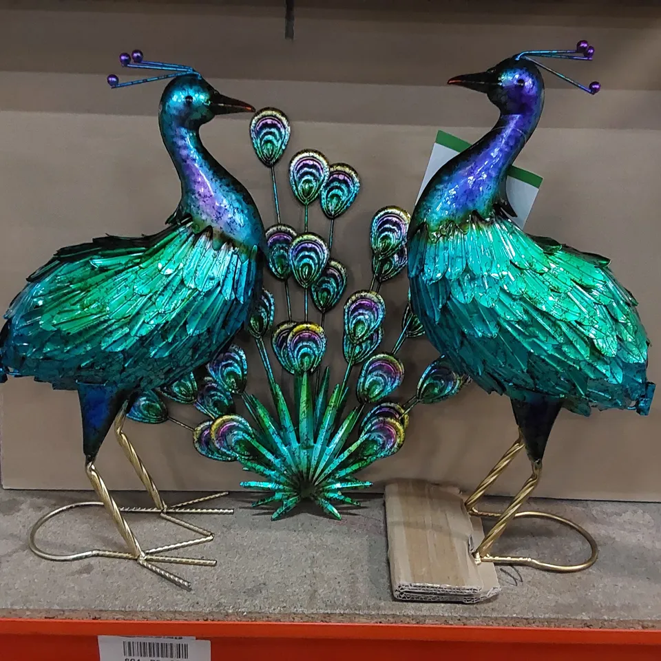 BOXED PAIR OF DEGRAFF BIRDS WEATHER RESISTANT PEACOCK ORNAMENTS (1 BOX)