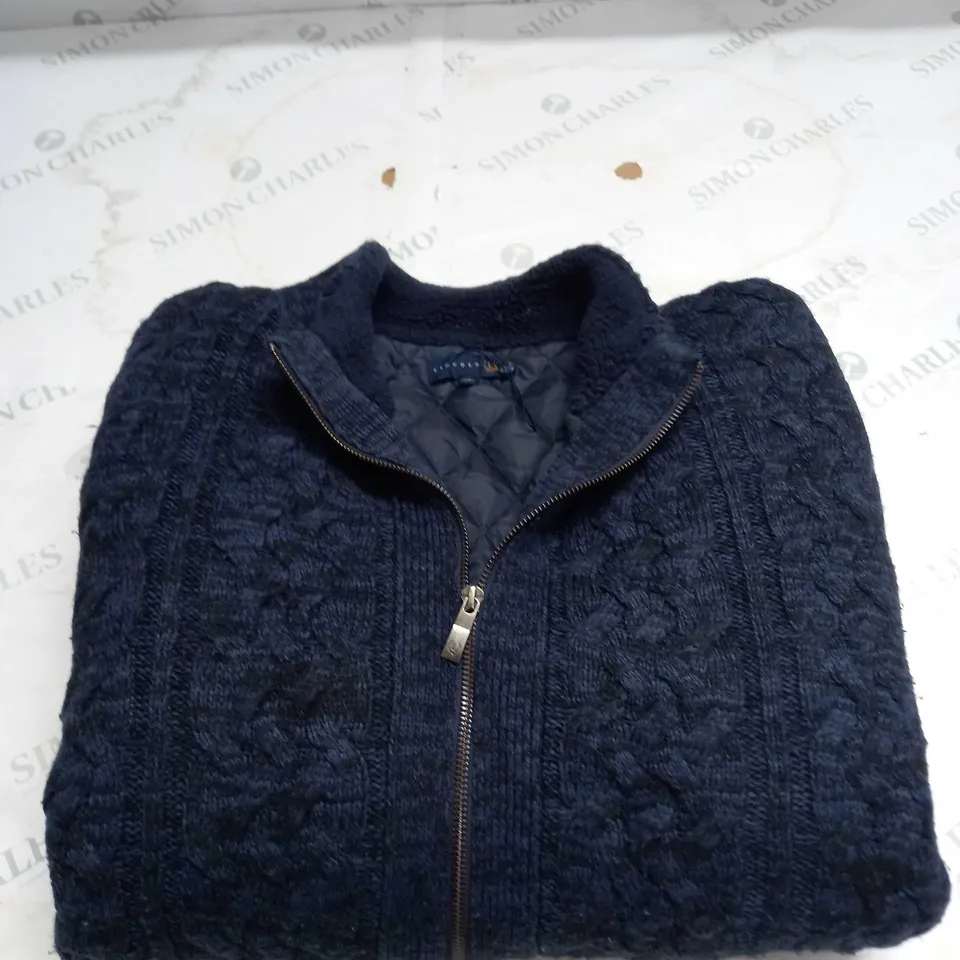LINCOLN QUILTED FLEECE JACKET - SIZE XL