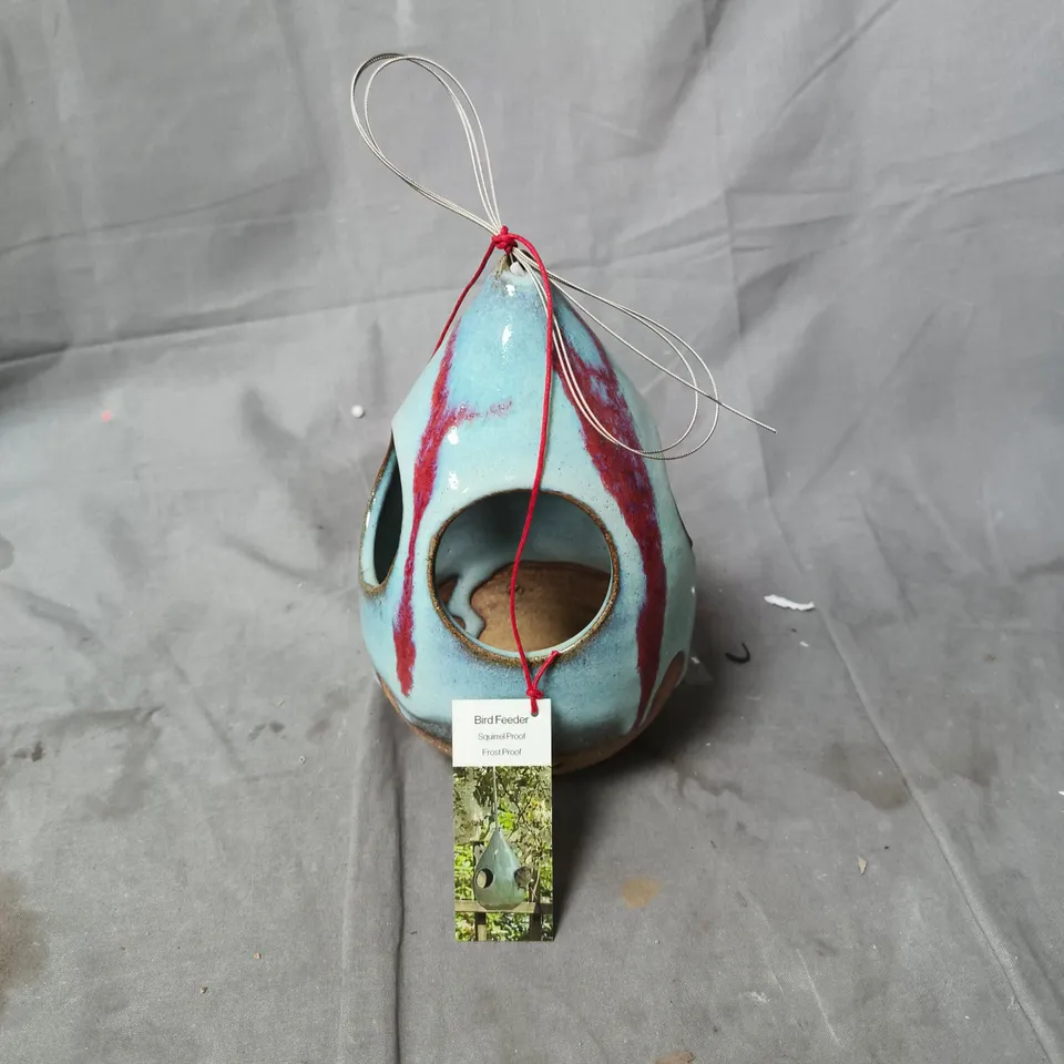 CERAMIC BLUE BIRD FEEDER, FROST-PROOF, SQUIRREL-PROOF, HANGING GARDEN ORNAMENT