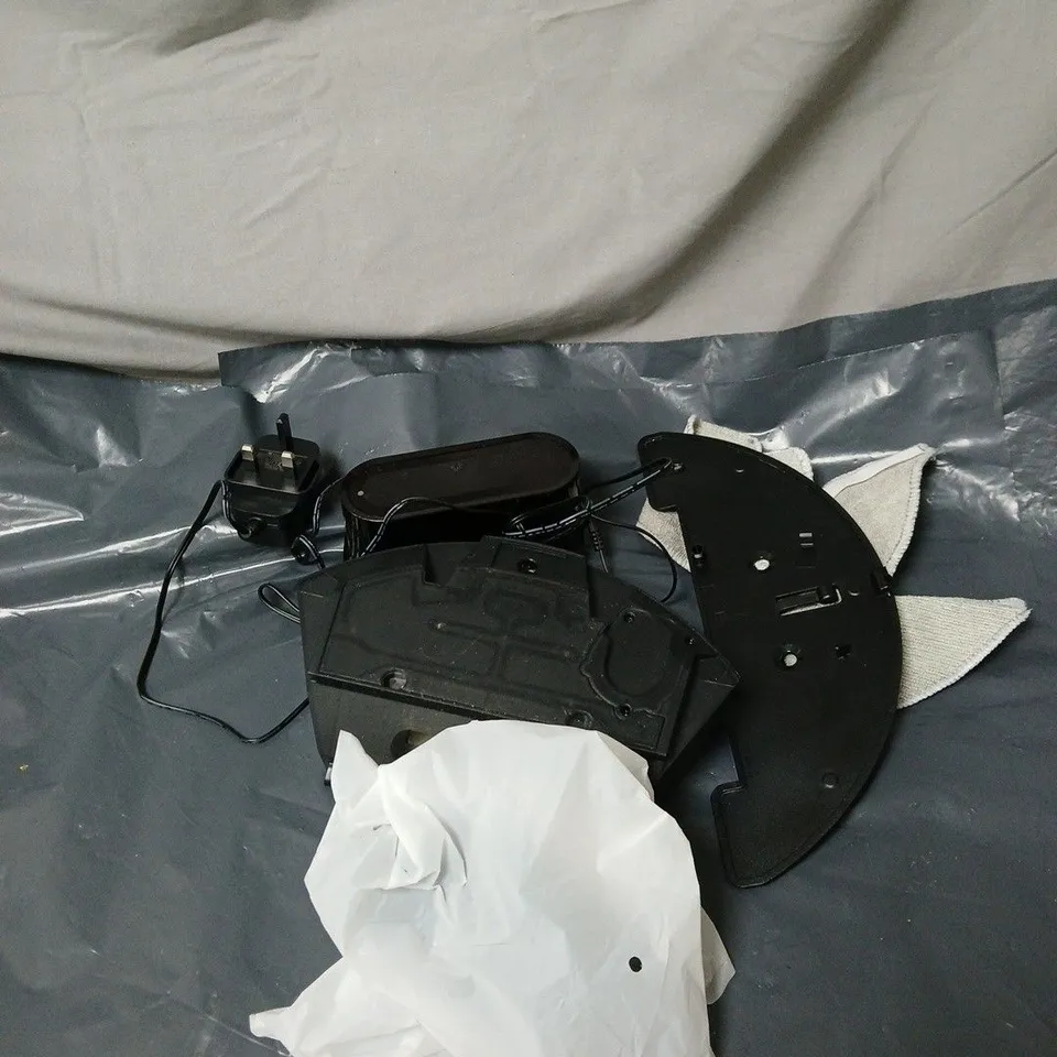 CLEANOVA W9 ROBOT VACUUM UNBOXED