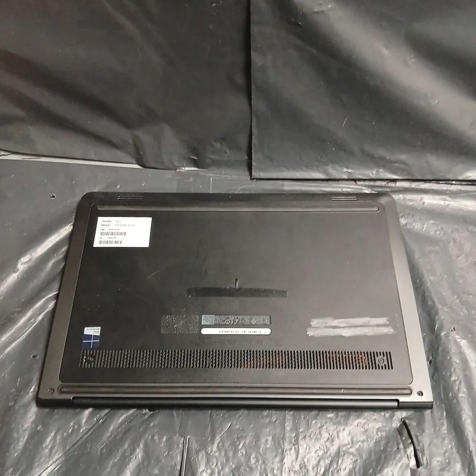 DELL LATITUDE 3550 LAPTOP - BLACK