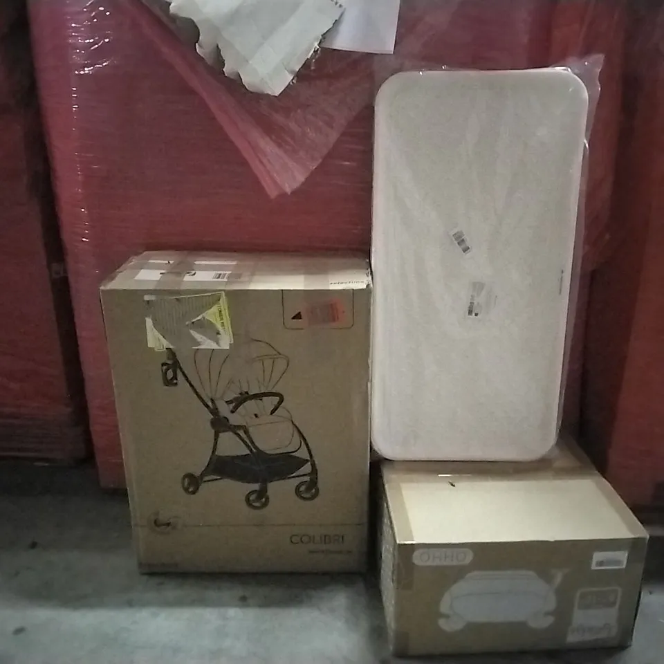 PALLET OF ASSORTED HOUSEHOLD GOODS AND PRODUCTS TO INCLUDE;PRAM,BOOSTER SEAT,SHOE DRIP TRAY
