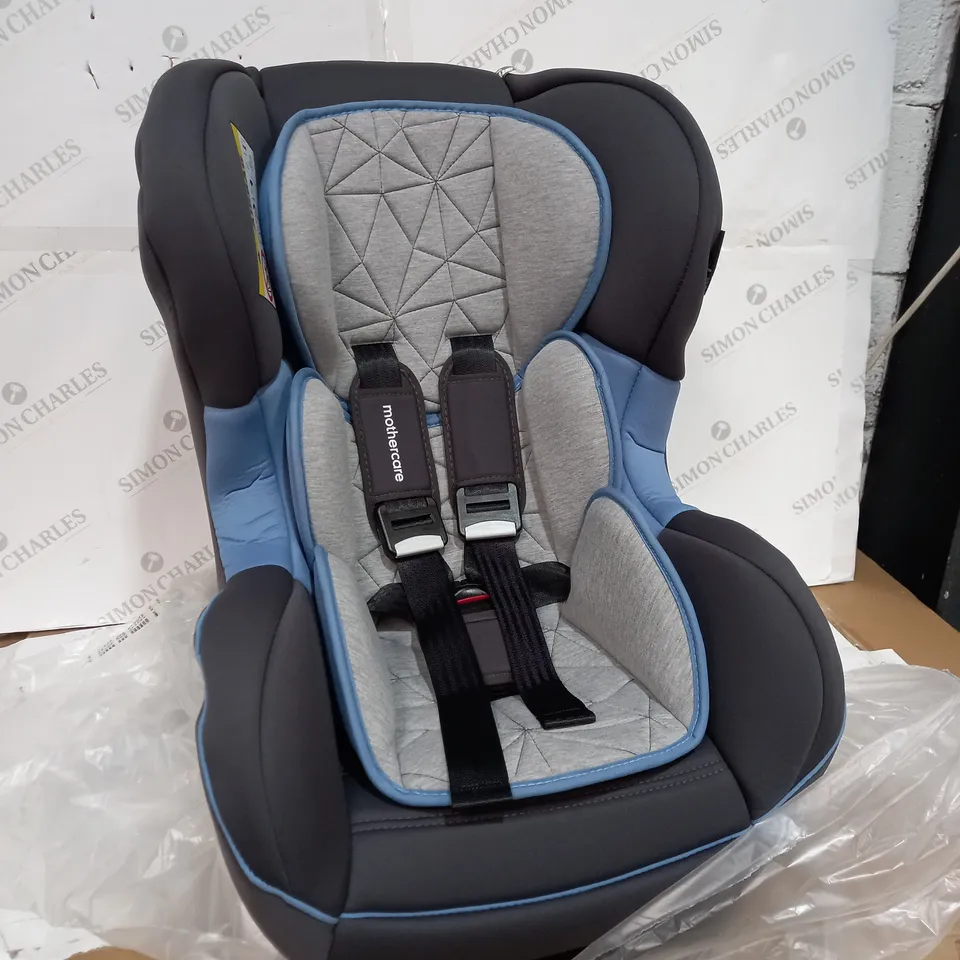 MOTHERCARE CAR SEAT