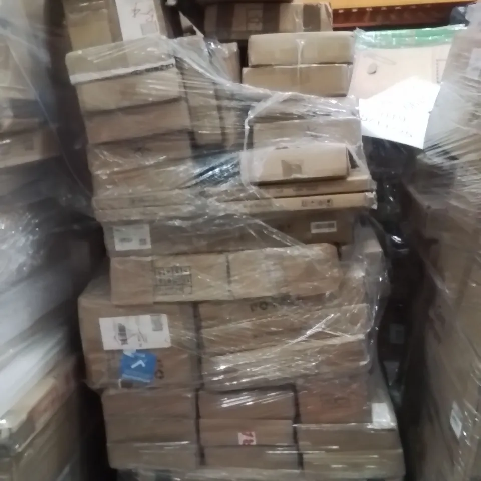 PALLET OF ASSORTED HOUSEHOLD GOODS AND PRODUCTS TO INCLUDE; BOOKSHELF,COAT RACK,JEWELLERY BOX