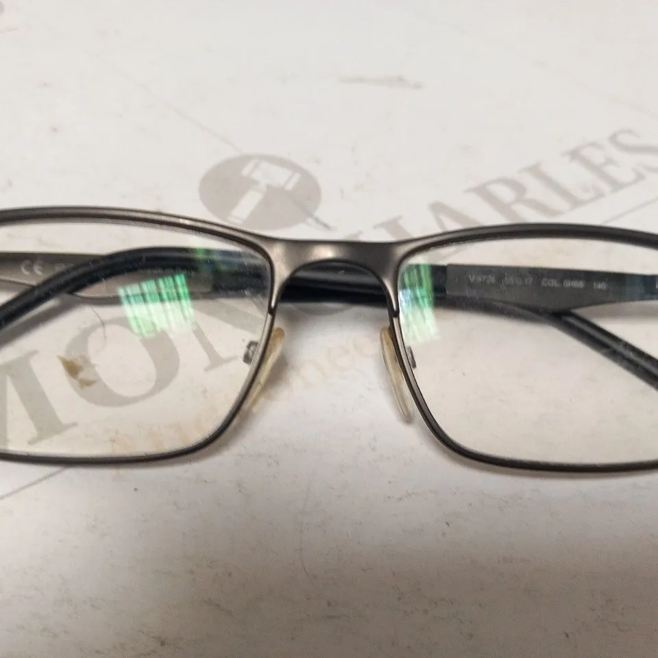 POLICE V 8726 COL 0H68 GLASSES