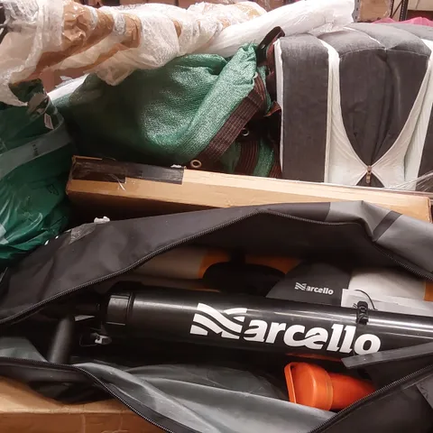 PALLET OF ASSORTED ITEMS INCLUDING: MARCELLO PADDLE BOARD, FOLDING MATTRESS ECT