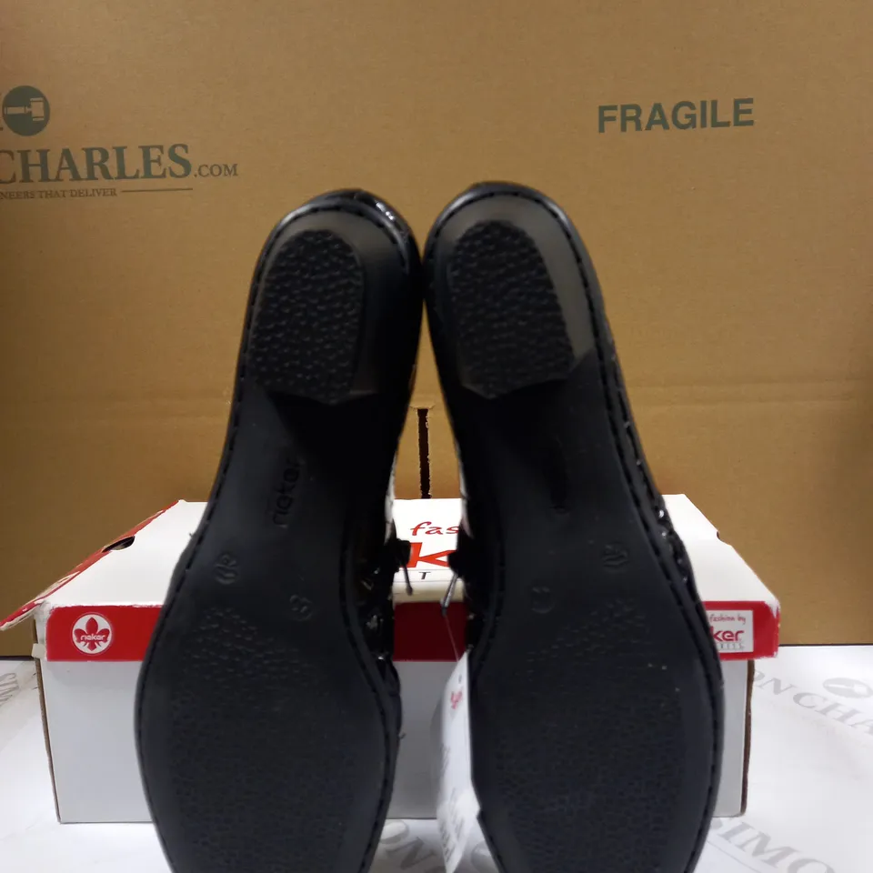 RIEKER BLACK CROC SHOES - SIZE 6.5