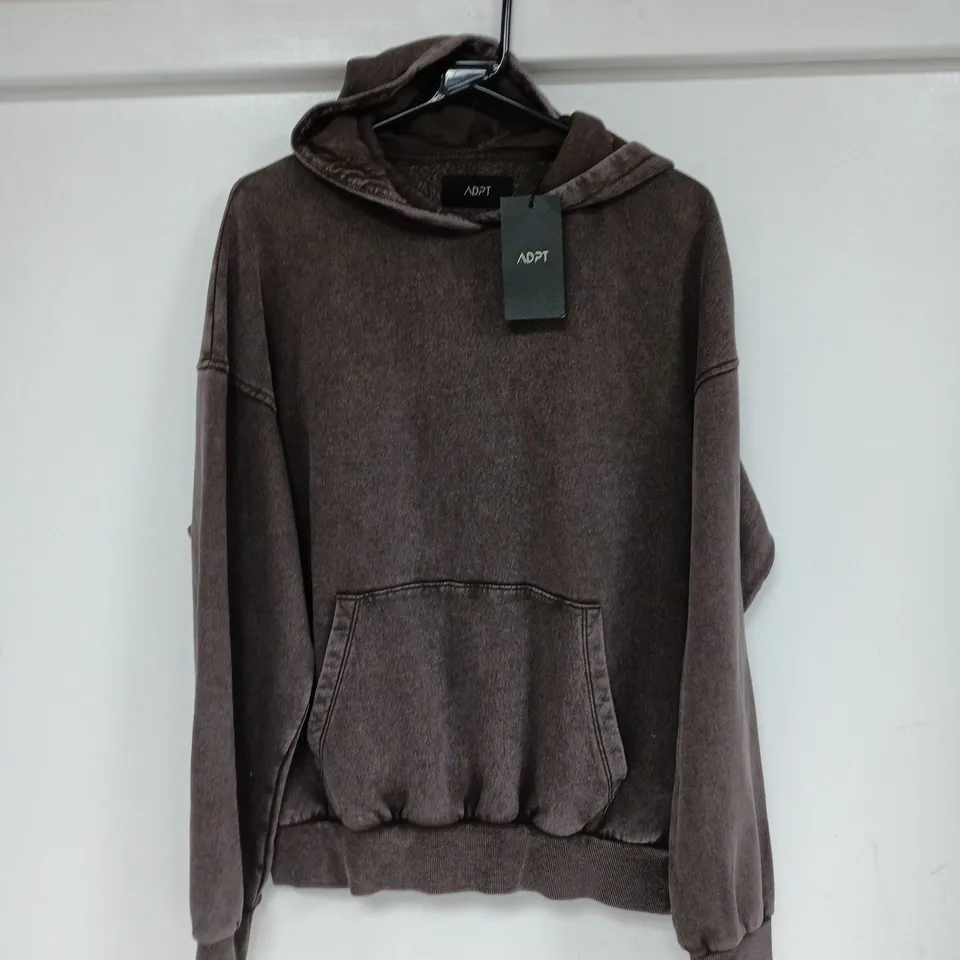 ADPT CLEVELAND HIGH HOODSWEAT IN SEAL BROWN - EU M