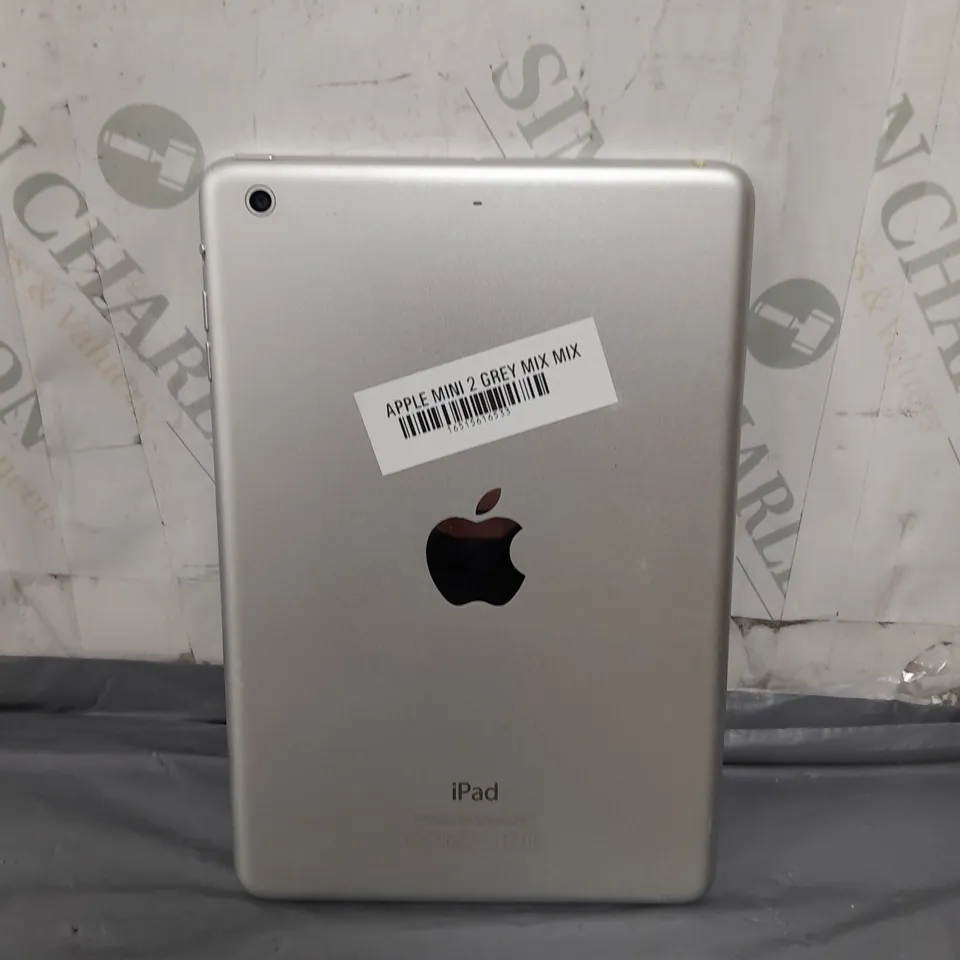 APPLE IPAD MINI 2 A1489 SILVER
