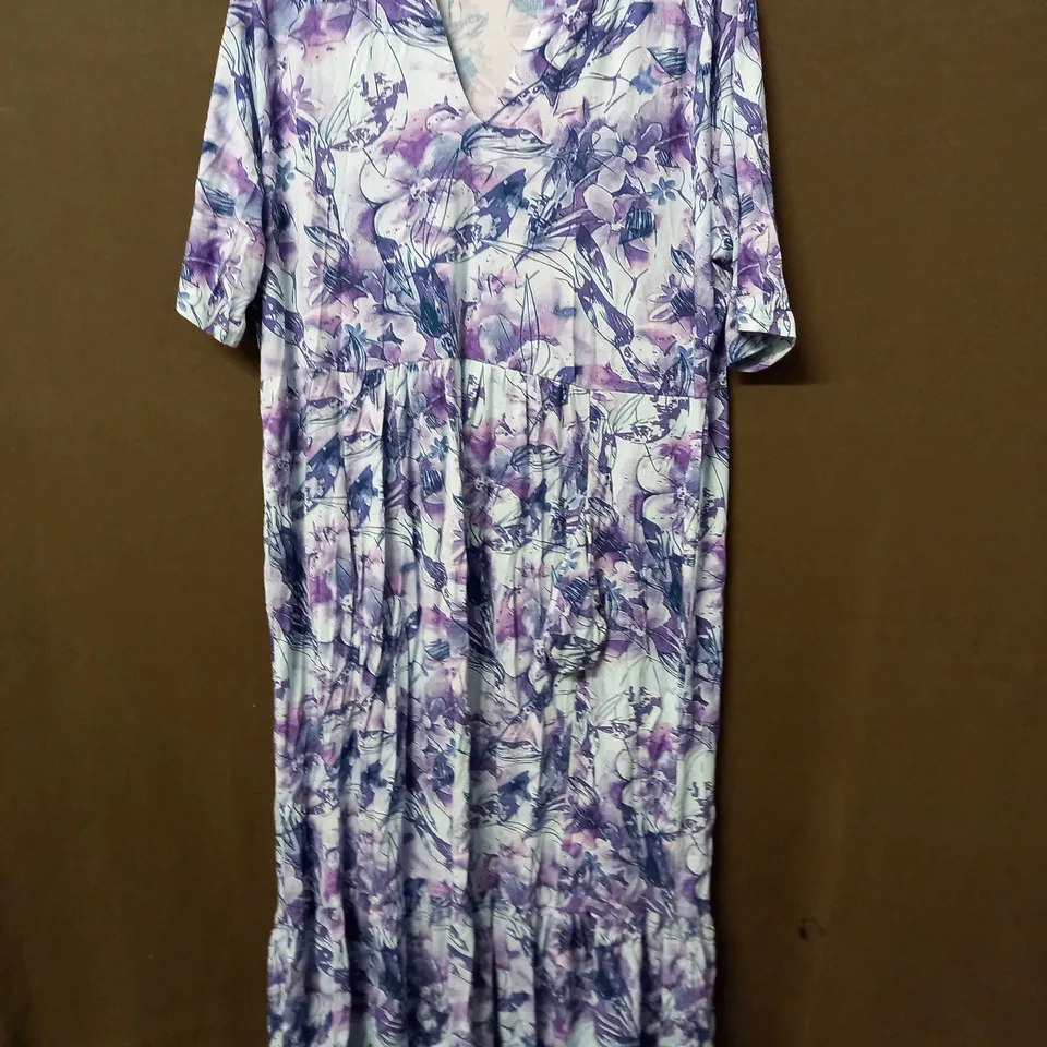 MAISON DE NIMES MAXI DRESS IN FLORAL DESIGN IN BLUE/PURPLE - XL