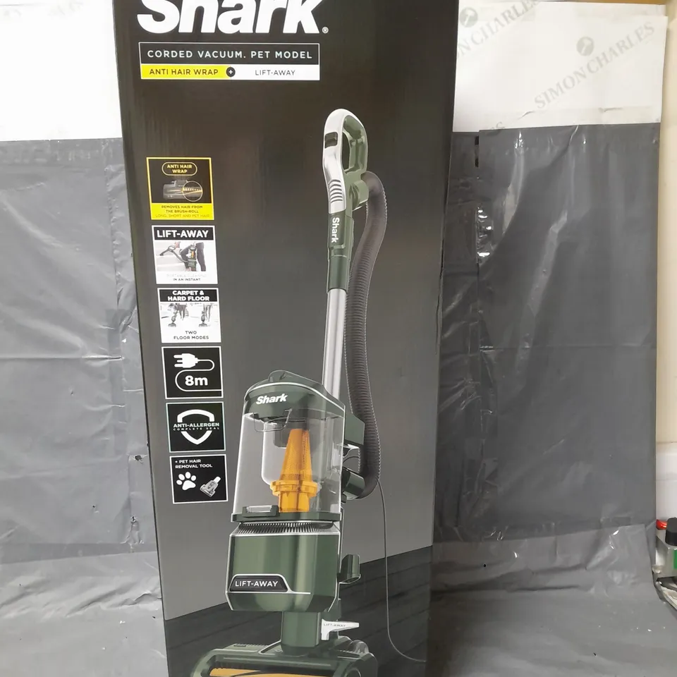 BOXED SHARK ANTI HAIR WRAP UPRIGHT VACUUM CLEANER - COLLECTION ONLY