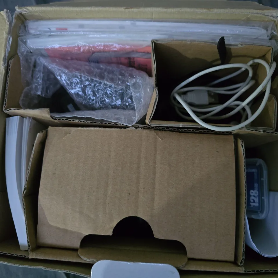 BOXED CANON EOS 20D CAMERA DIGITAL