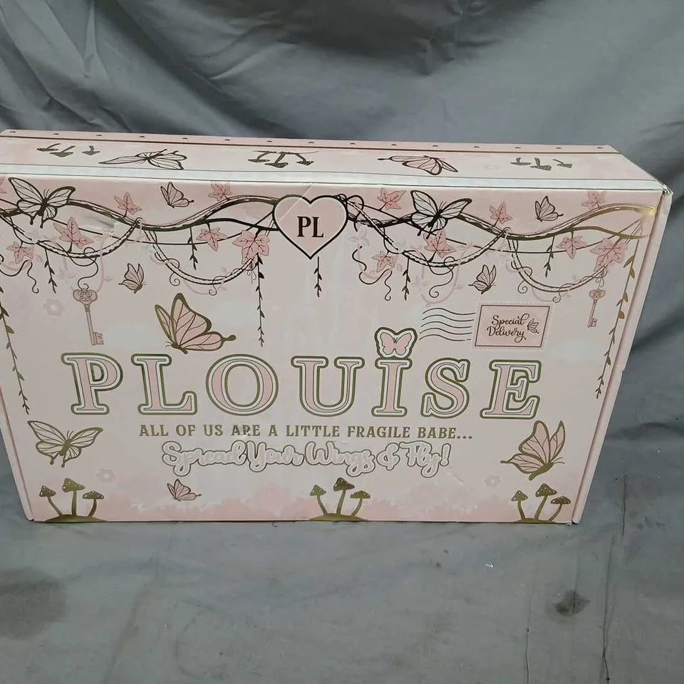 BOXED PLOUISE ALL OF US ARE A LITTLE FRAGILE BABE SPREAD YOUR WINGS AND FLY GIFT SET