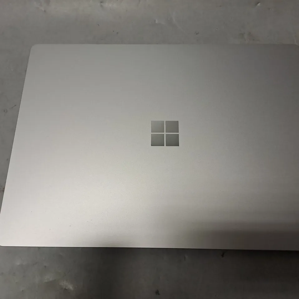 MICROSOFT SURFACE 1867 LAPTOP IN STAINLESS STEEL