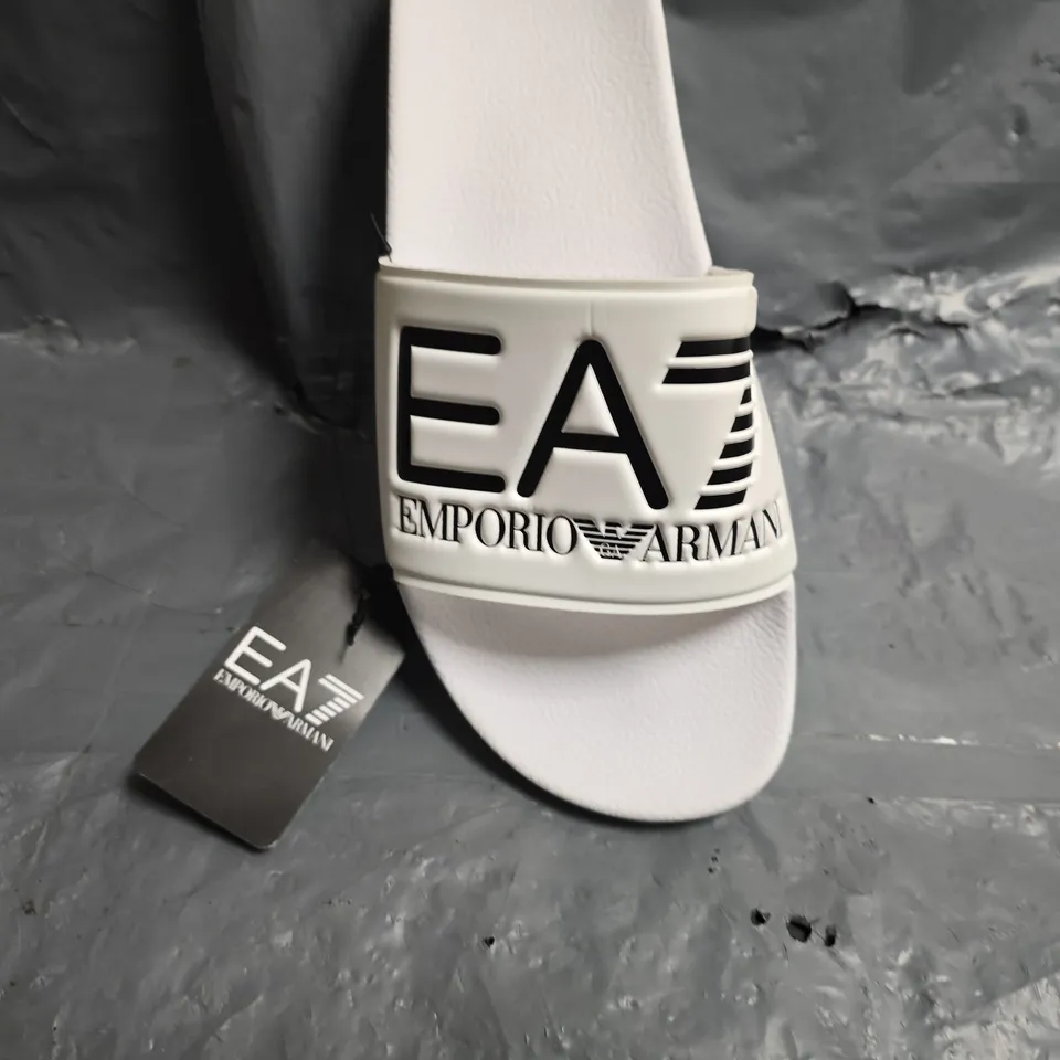 EMPORIO ARMANI EA7 SLIPPERS IN WHITE - SIZE 43