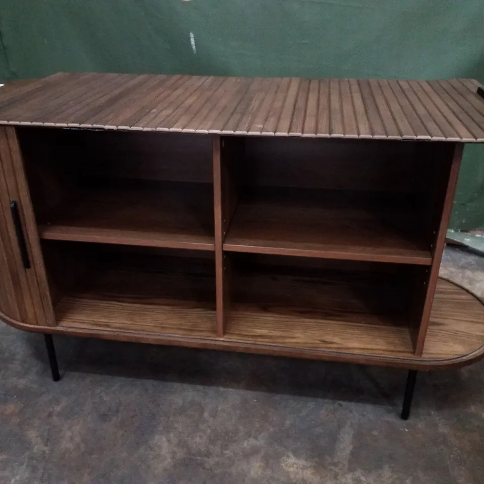 RIBBED OVAL SIDEBOARD 