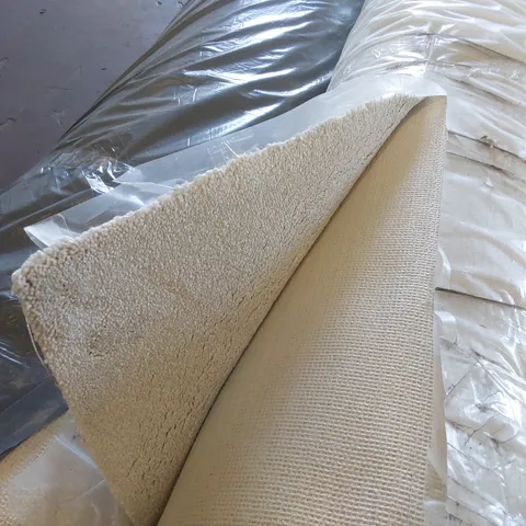 ROLL OF QUALITY FIRST IMPRESSIONS BLUSH CARPET - APPROXIMATELY 4 x 4M