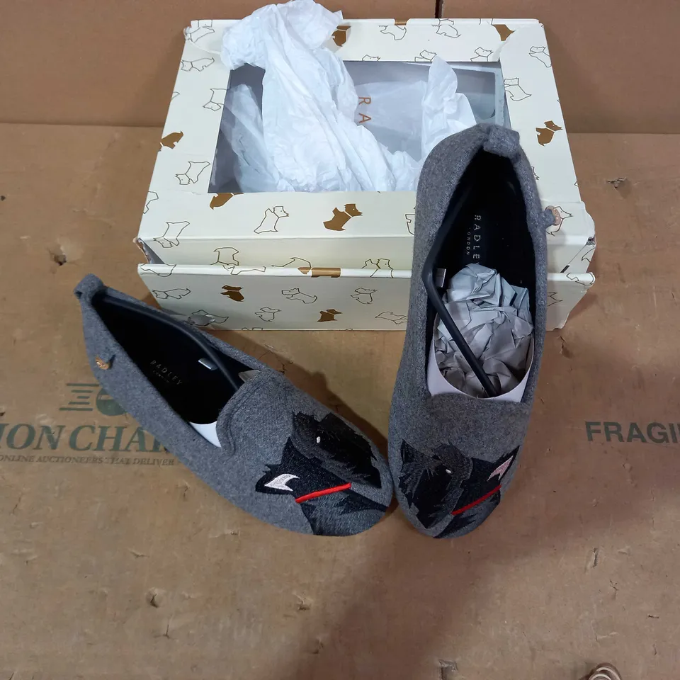 BOXED PAIR OF RADLEY LONDON SLIPPERS - SIZE 5
