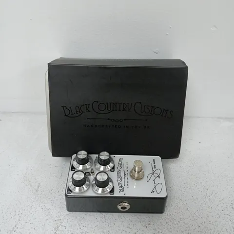 BOXED LANEY TI-BOOST BLACK COUNTRY CUSTOMS TONY IOMMI PEDAL 