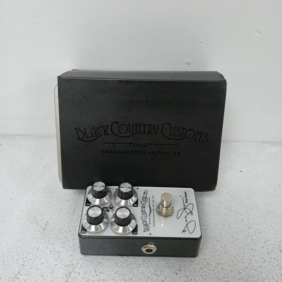 BOXED LANEY TI-BOOST BLACK COUNTRY CUSTOMS TONY IOMMI PEDAL