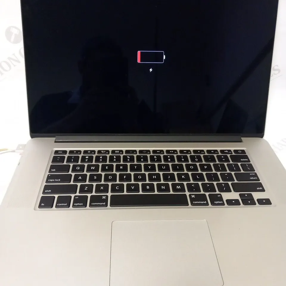 APPLE MACBOOK PRO (A1398 MID 2014)