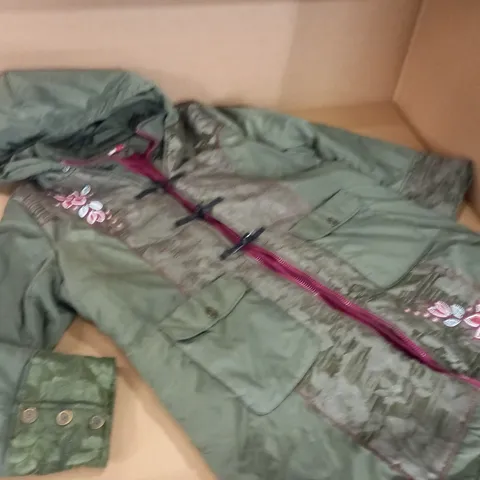 JOE BROWNS GREEN ZIP THROUGH COAT - UK 18
