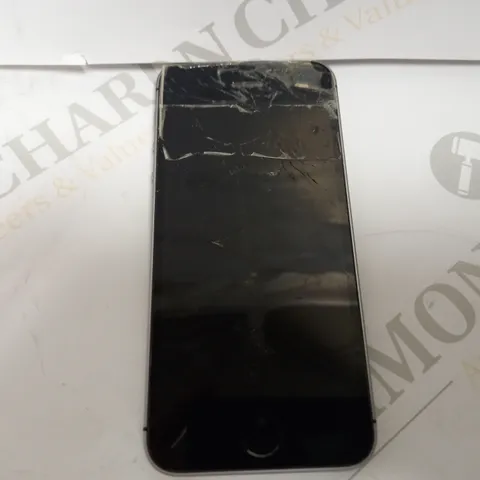 APPLE IPHONE SE (1ST GENERATION) - SILVER