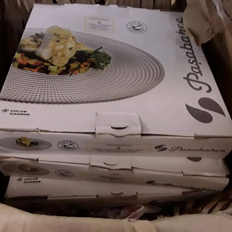 3 BOXED SET OF 6 COLLINS 27CM DINNER PLATES
