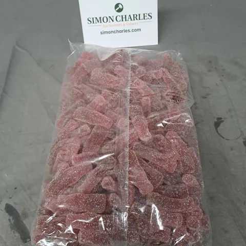SEALED P&M FIZZY CHERRY BOTTLE SWEETS 3250G