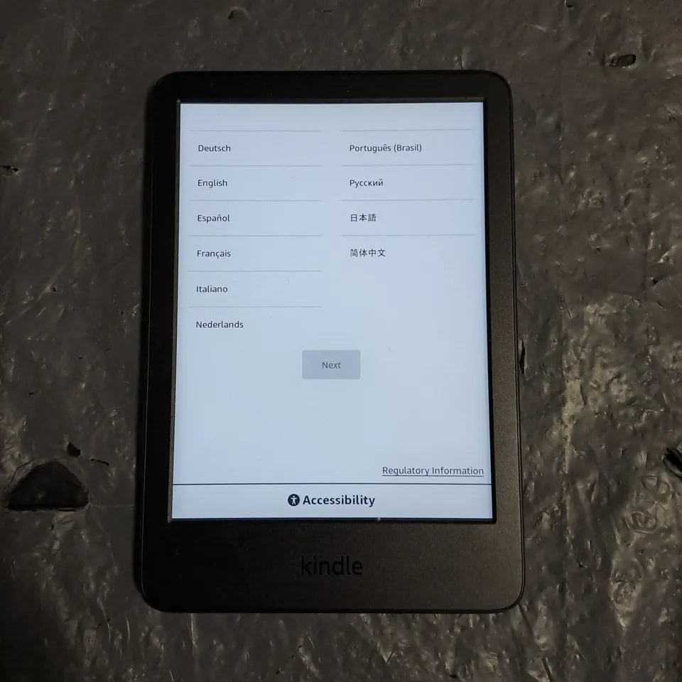 UNBOXED AMAZON KINDLE E-READER - RS23CV