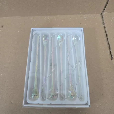 BOX OF APPROXIMATELY 70 GISELA GRAHAM CLEAR HANGING TREE DECORATIONS