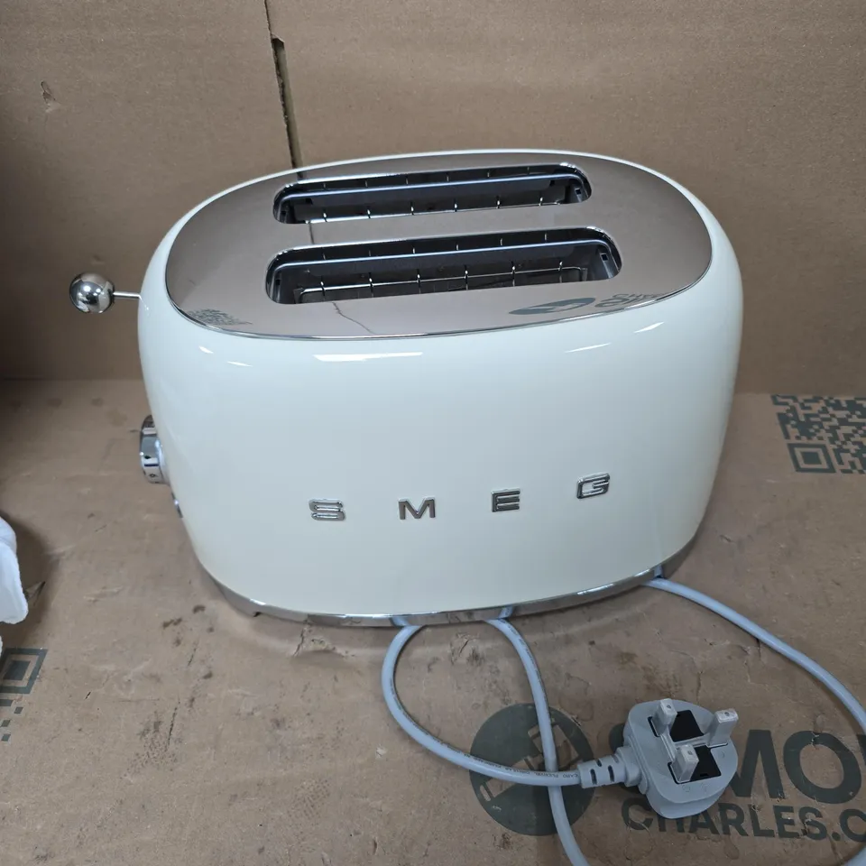BOXED SMEG 50'S STYLE ELECTRIC TOASTER IN CREAM